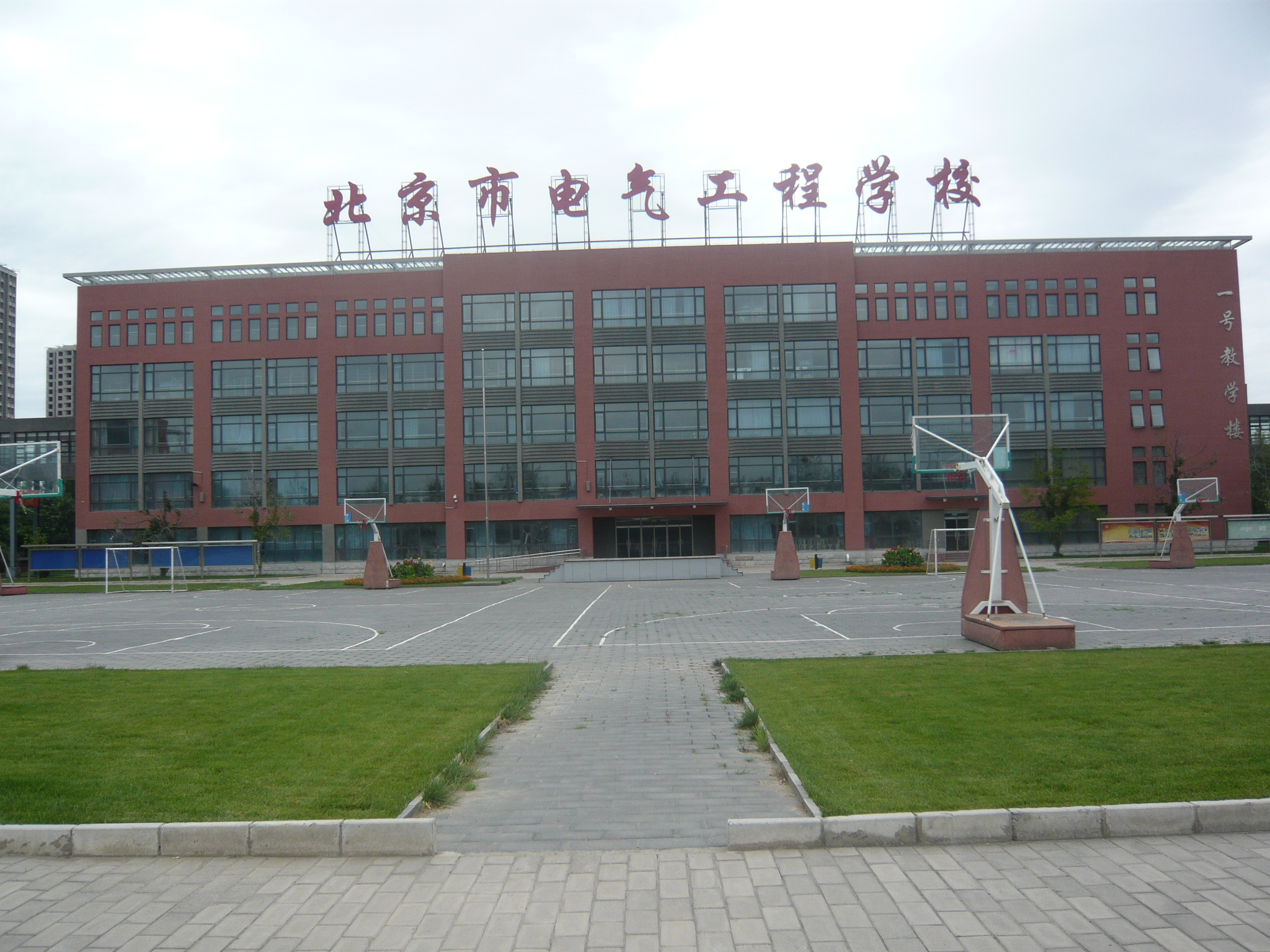 南法信中学地源热泵工程